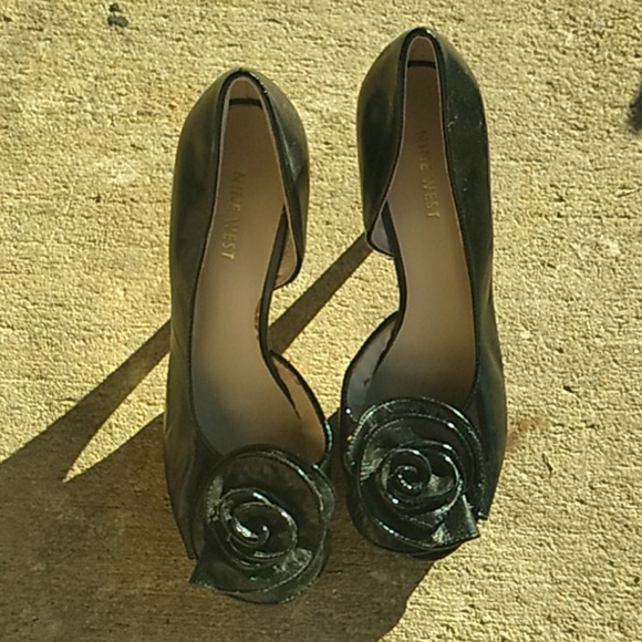 Shoes - Picture 7 of 13